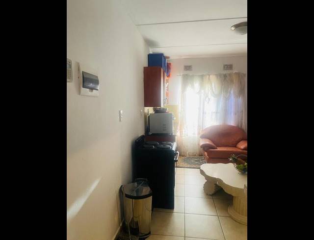 2 BEDROOM APARTMENT FOR SALE IN JABULANI